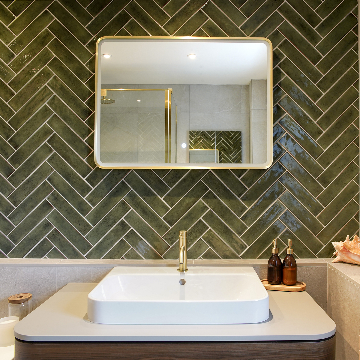 Vanity bathroom sink tinwell