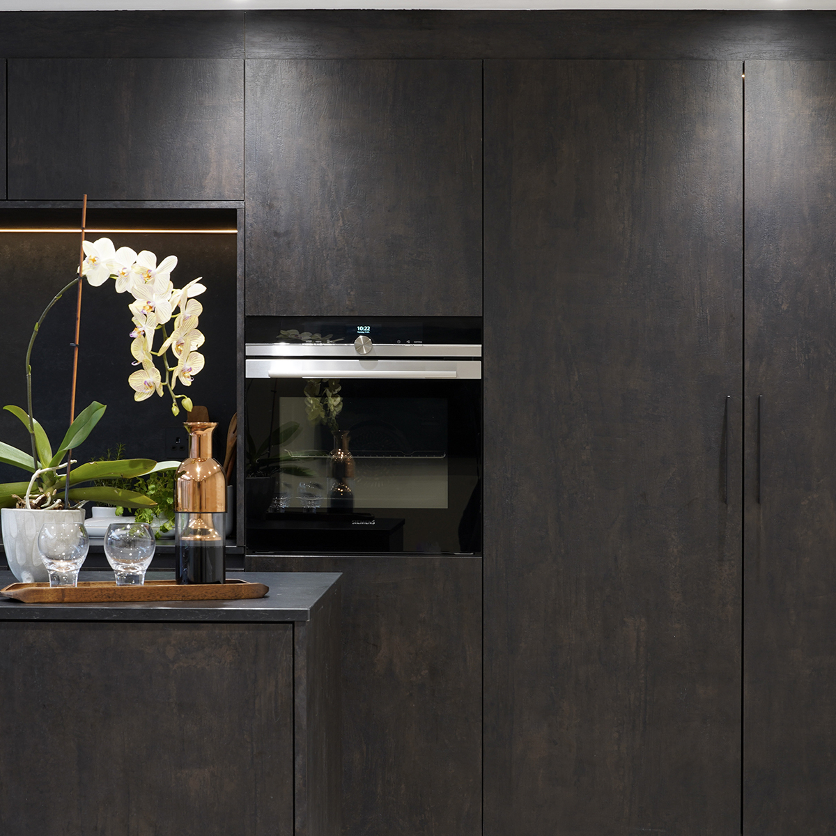 Weldon kitchen space cocktail bar4