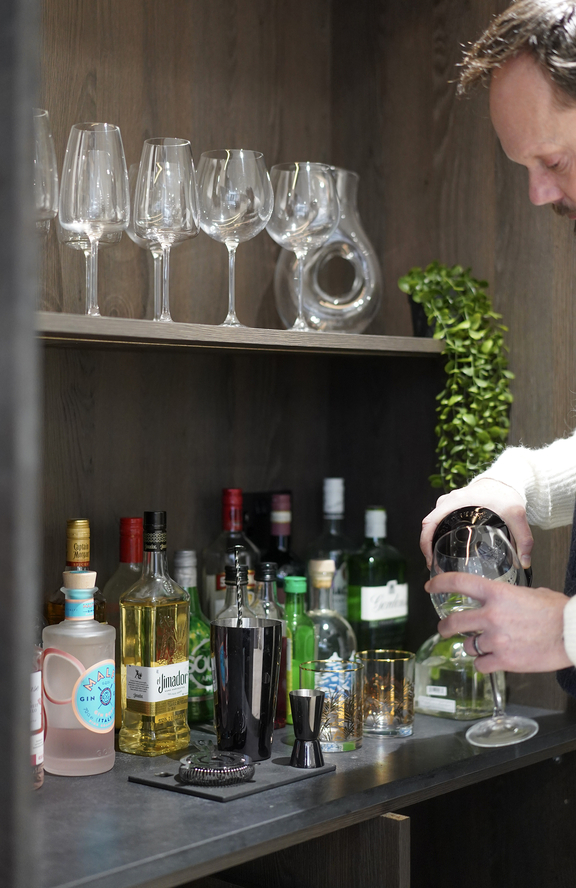 Weldon kitchen space cocktail bar15